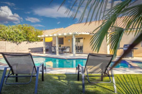 Stylish 4BR with New Pool by Craig Park